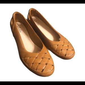 Clarks Collection Women’s Ballet Flat Shoes 11 M